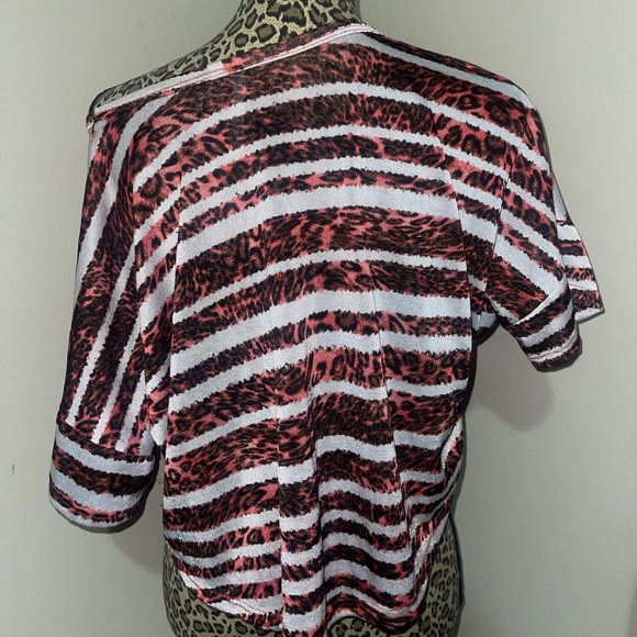 Pink & White Leopard print Striped Croptop - Picture 2 of 4